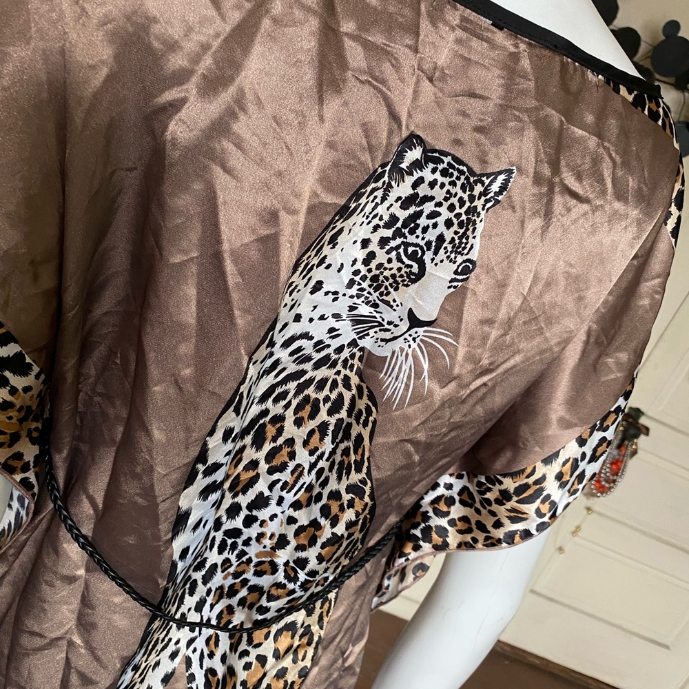 Trac leopard top - Picture 4 of 8